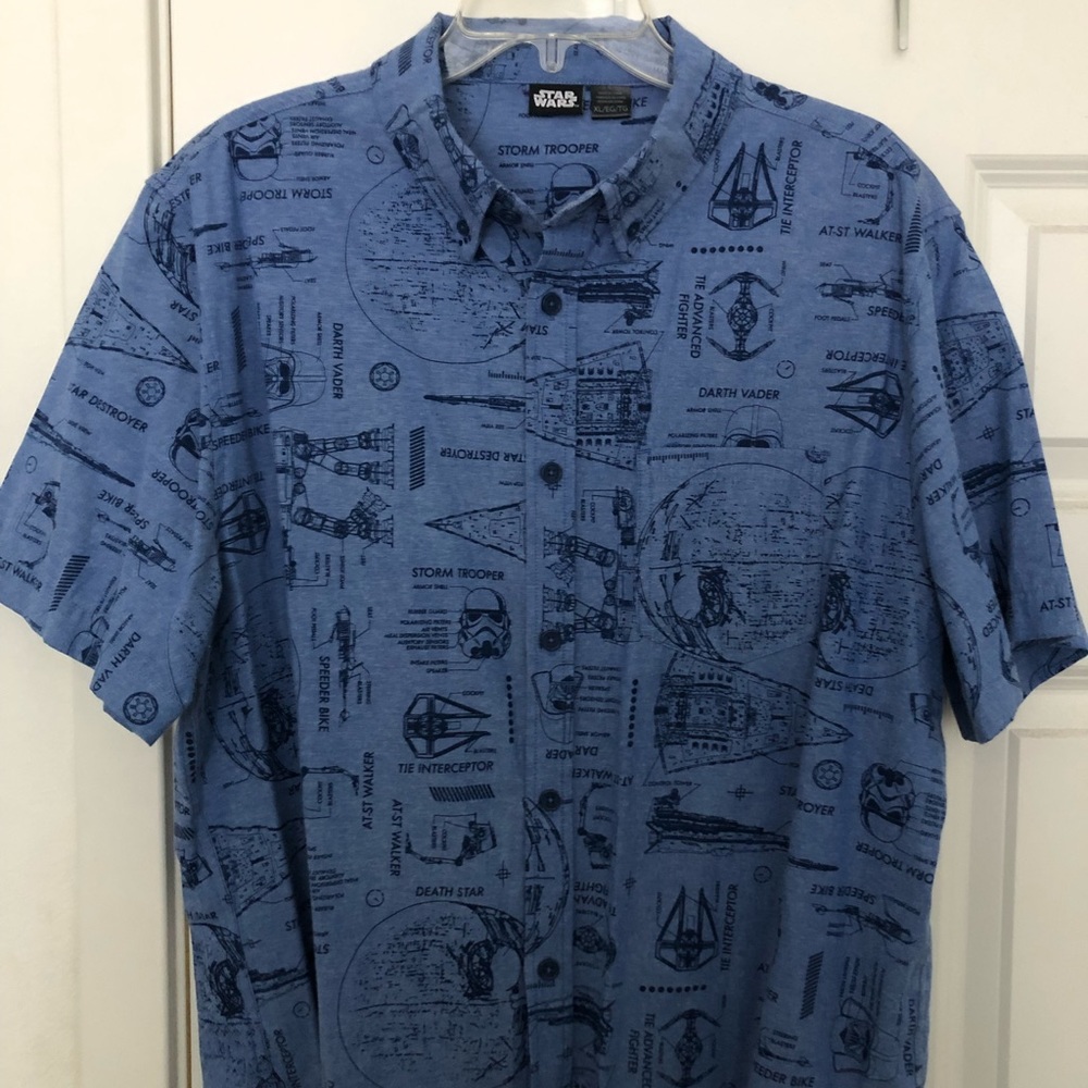 Star Wars short sleeve button-up XL